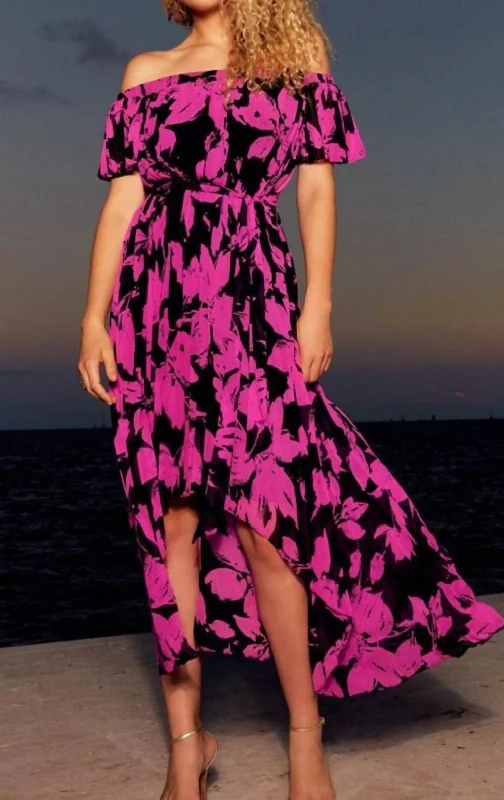 Women's Plus-Size Outfit Grab Romantic Date - Night Styles Now Floral Print Dress In Black/pink