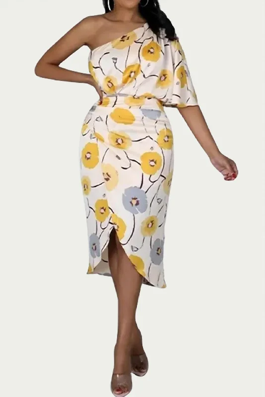 Chic Women's Outfit Coastal Beach - Inspired Style One-Shoulder Ruched Floral-Print Midi Dress In Yellow