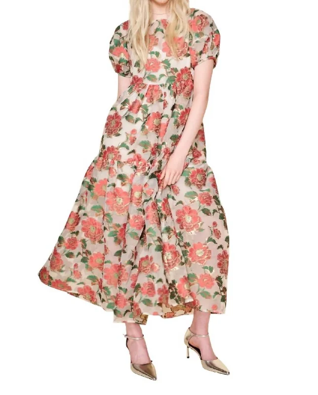 Women's Resort Garments Now on Sale for Chic Urban Styles Aria Dress In White Floral