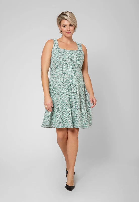 Women's Apparel And Garments Refined Simplicity Leota Women's Sleeveless Arianna Dress in Green Multi (Curve)