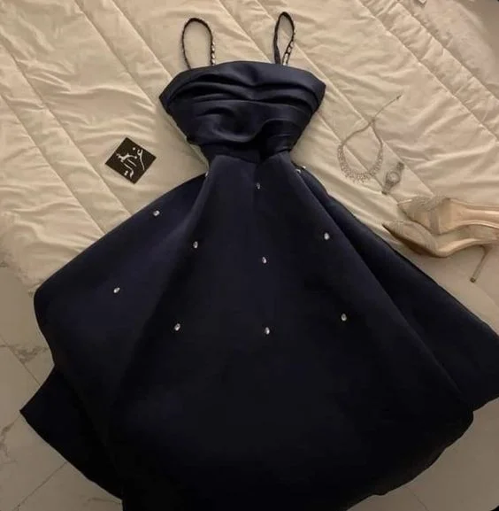 Women's Night-Out Outfit Flowy Fabric Modest A Line Spaghetti Straps Sleeveless Black Satin Ruffles Long Prom Dresses Evening Dress C3075