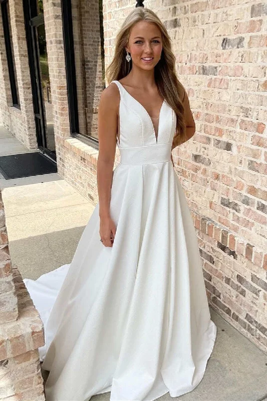 Women's Plus-Size Clothes Feminine Grace White V-Neck Cross-Back A-Line Long Wedding Gown