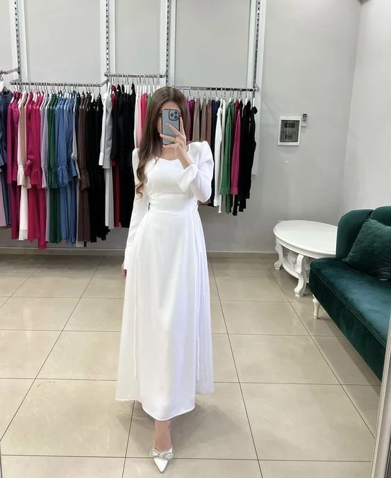 Women's Night-Out Outfit Great Prices on Feminine Styles Simple White A-line Long Sleeves Prom Dress Y7128