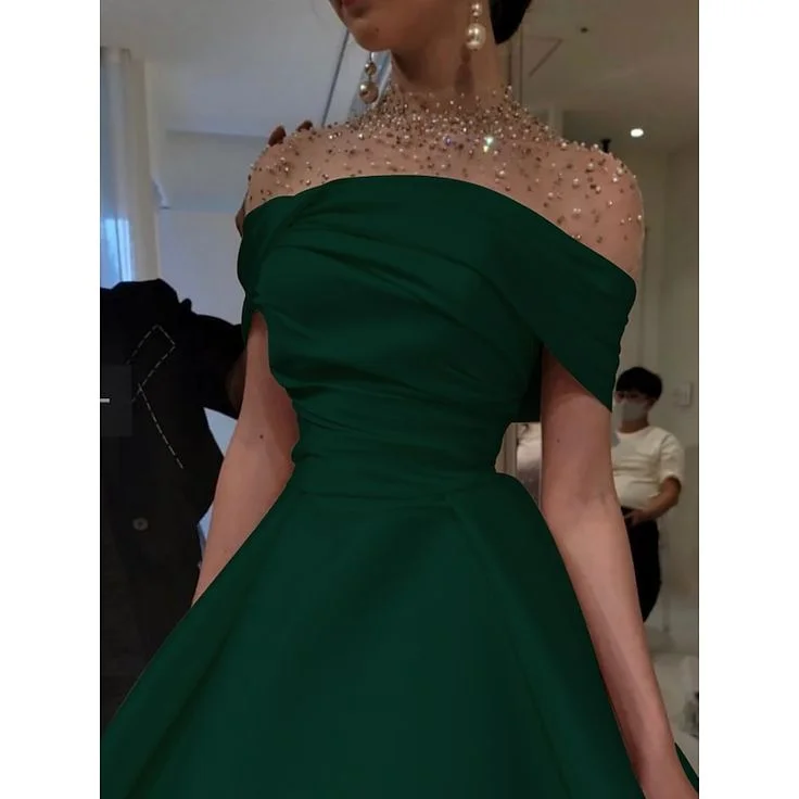 Women's Clothing For Outdoor Activities Minimalist Chic Elegant A-Line Evening Gown Elegant Dress Formal Floor Length Short Sleeve Illusion Neck Satin with Ruched Beading Prom Dress C3284