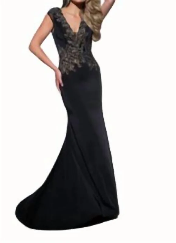 Women's Transitional Apparel Big Savings on Minimalist Office Styles Cap Sleeve Gown In Black