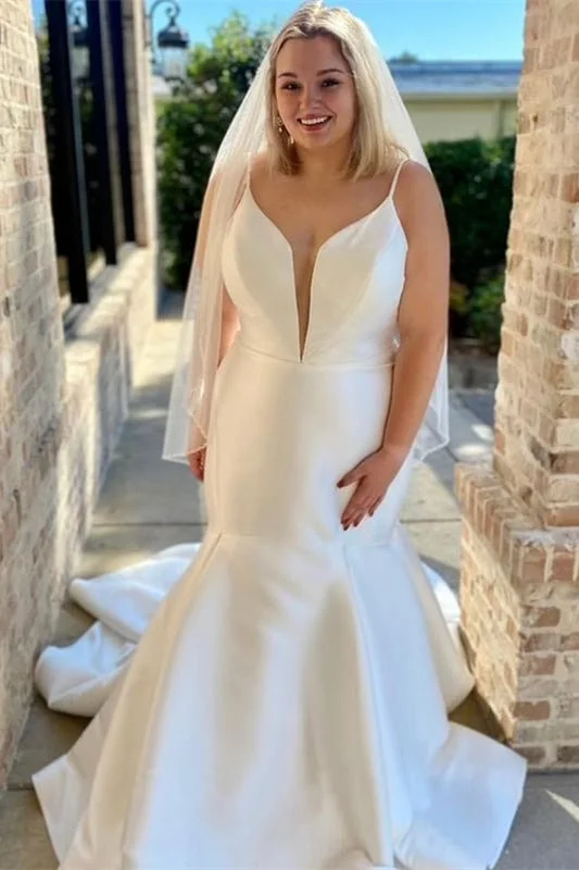 Women's Layered Outfit Casual Weekend Relaxed Style White Satin Plunge V Backless Trumpet Wedding Dress