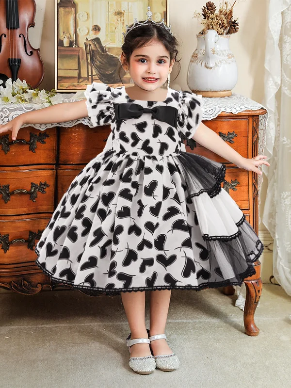 Women's Contemporary Apparel Now on Sale for Chic Urban Styles Ball Gown Square Neck Flying Sleeves Tiered Flower Girl Dresses